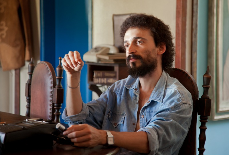 O ator Júlio Andrade: na pele de Gonzaguinha em Gonzaga - De Pai pra Filho O ator Júlio Andrade: na pele de Gonzaguinha em Gonzaga - De Pai pra Filho