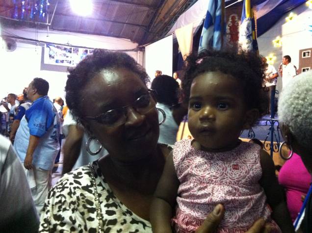 Ana Beatriz, de 1 ano, participa do ensaio Ana Beatriz, de 1 ano, participa do ensaio