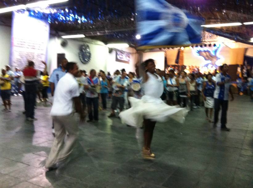 Mestre-sala e porta-bandeira Mestre-sala e porta-bandeira