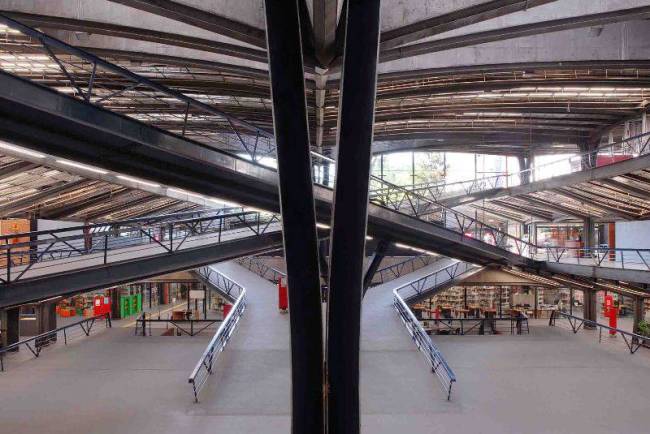 Arquitetura Brasileira Vista por Grandes Fotógrafos - Centro Cultural São Paulo
