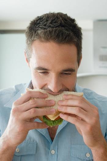 Comer a cada três horas é realmente importante?