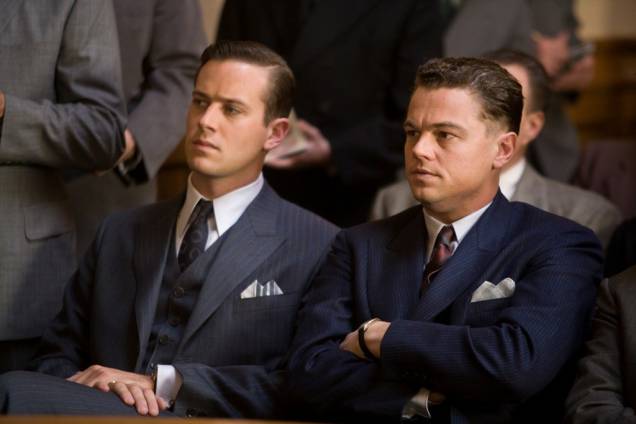 Armie Hammer e Leonardo DiCaprio: drama toca discretamente no assunto da homossexualidade de J. Edgar Armie Hammer e Leonardo DiCaprio: drama toca discretamente no assunto da homossexualidade de J. Edgar