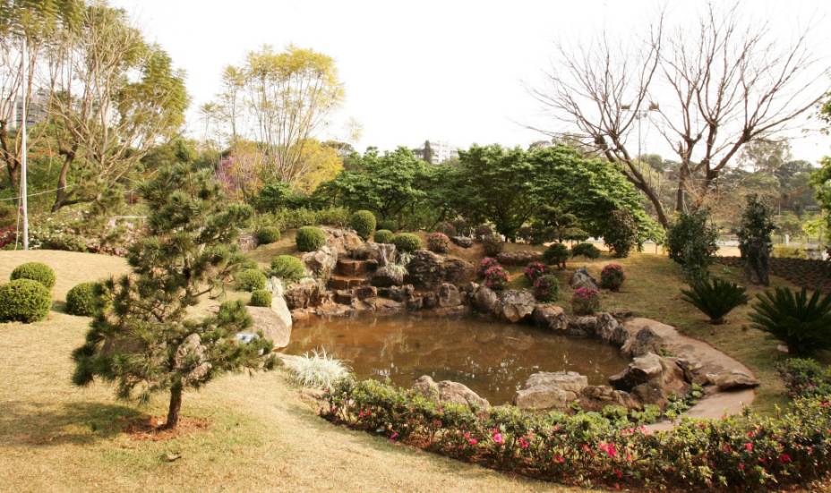 Jardim japonês do Centro Educacional e Esportivo Edson Arante do Nascimento, conhecido como Clube Pelezão