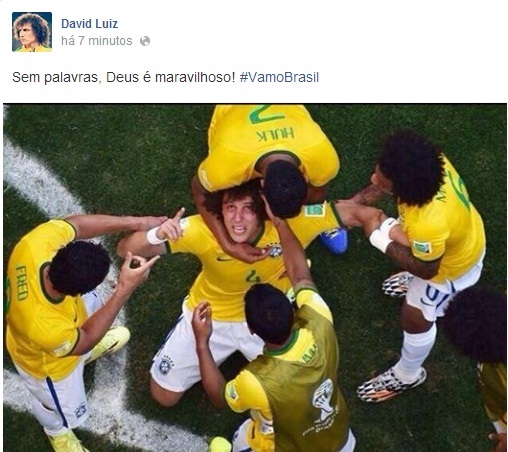 Jogadores da seleção comemoram vitória contra o Chile nas redes sociais