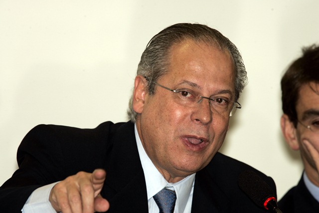 Tata Amaral defende Lei Rouanet para financiar filme sobre José Dirceu