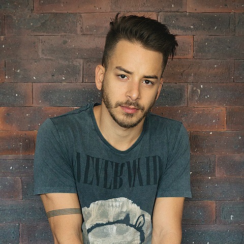 Junior Lima vai se casar em outubro com Mônica Benini