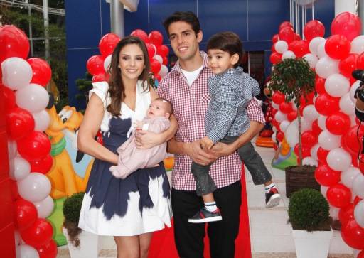 Kaká e Carol Celico: ela nega separação. Amigos do casal confirmam crise