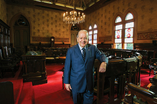 Presidente da Santa Casa aciona seu opositor na Justiça