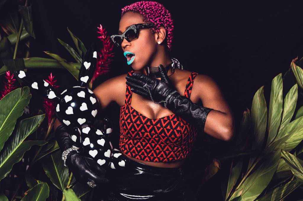 Festival gratuito tem Karol Conka, Holger e DJs