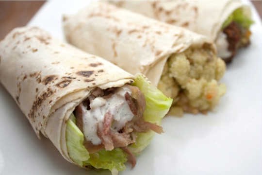 Kebabs variados do restaurante Al Kebab