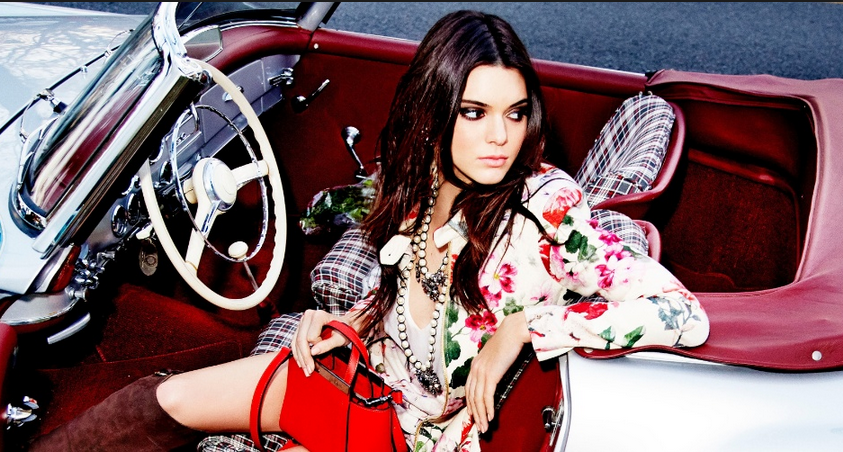 Irmã de Kim Kardashian, Kendall Jenner está no Brasil e quer tomar guaraná