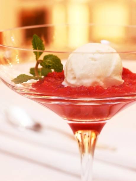 Sorvete de Fromage Blanc com Goiabada da Fazenda Sorvete de Fromage Blanc com Goiabada da Fazenda