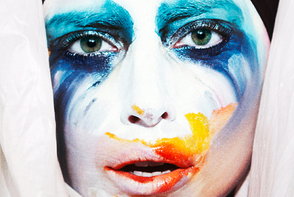 Lady Gaga divulga áudio de seu novo single, ‘Applause’