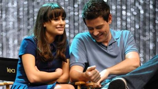Lea Michele canta para Cory Monteith: “Você é meu”