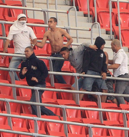leandro-silva-de-oliveira-torcedor-corinthians-preso-bol%c3%advia