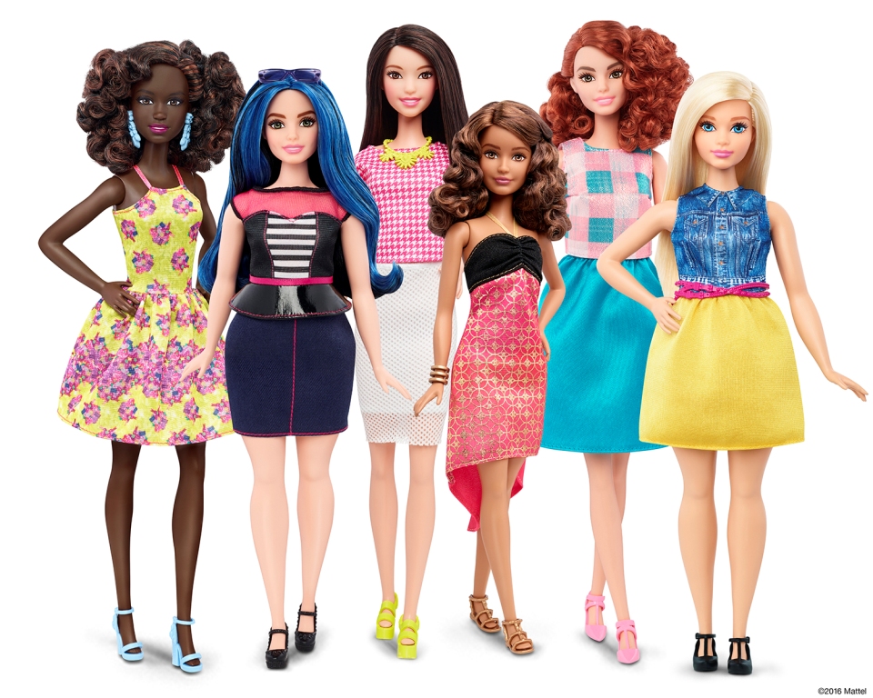 Linha da Barbie com diversos corpos chega ao Brasil