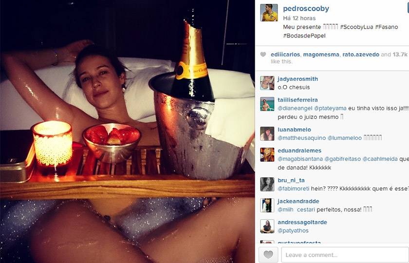 Luana Piovani é clicada nua na banheira em fotos divulgadas por marido no Instagram