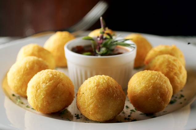 Bolinhos de risoto Bolinhos de risoto