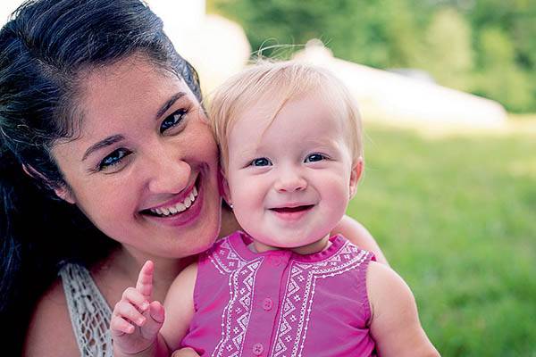 Mãe acorda do coma ao ouvir o choro da filha