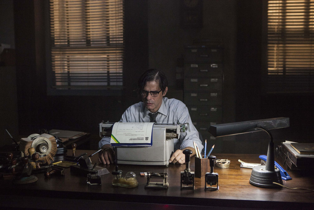 Censura, malandragem e pornochanchada na primeira série de época da HBO no Brasil; assista