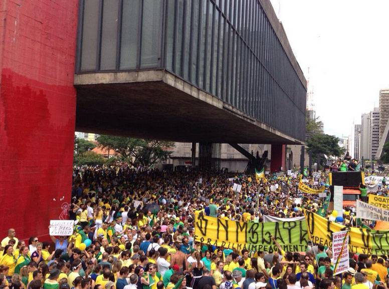 Participe da cobertura de VEJA SÃO PAULO do novo ato contra o governo
