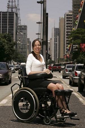 Mara Gabrilli: cadeira de rodas trazida de Miami