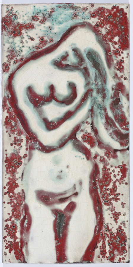 Composição (mulher com mãos no cabelo), 1948; cerâmica industrial esmaltada Composição (mulher com mãos no cabelo), 1948; cerâmica industrial esmaltada