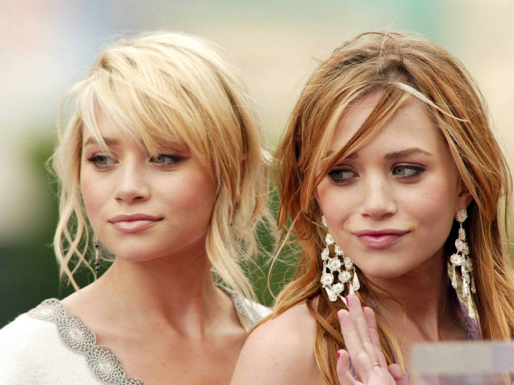 mary-kate_and_ashley_olsen