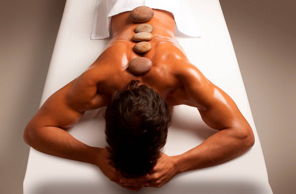 Massagem em casa pode ser o presente perfeito para o Dia dos Pais 