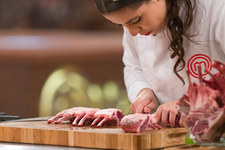 MasterChef: final com Bruna e Leonardo lutando pelo título