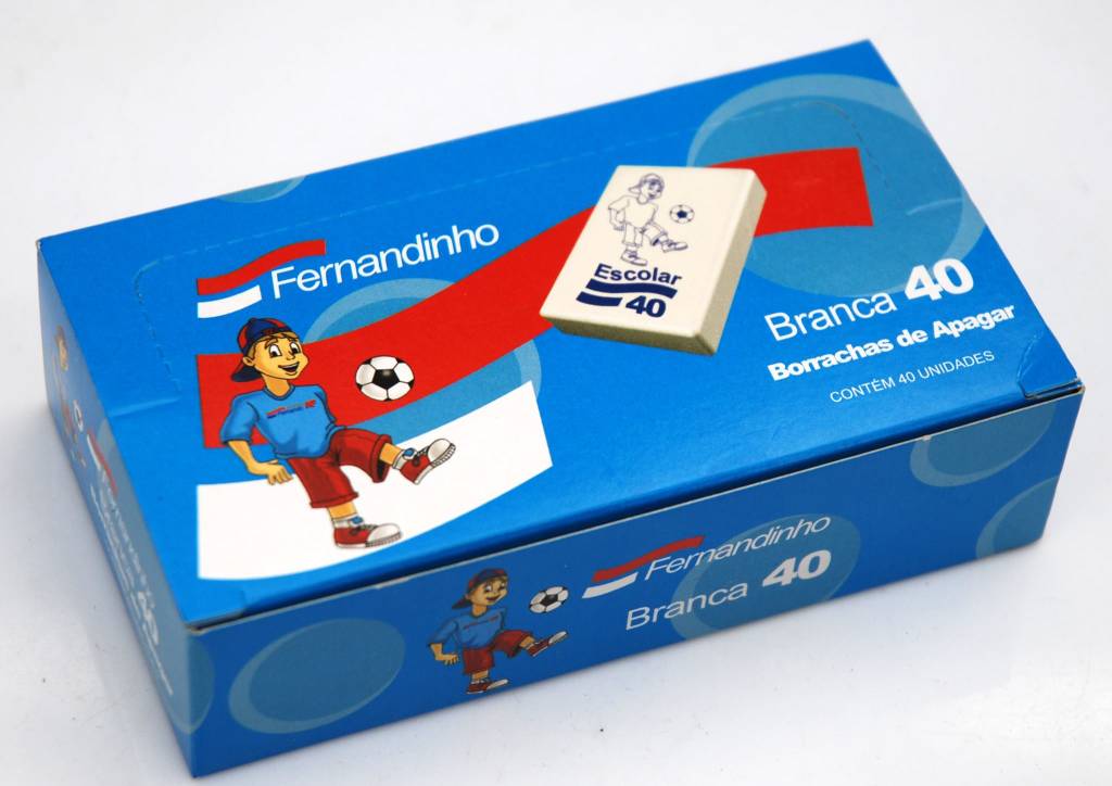 Material escolar: caderno, mochila e mais itens em promoção