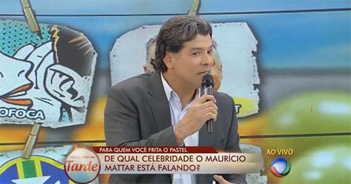 Vídeo do dia: Maurício Mattar passa vergonha ao perguntar sobre a novela ‘Dona Xepa’