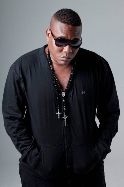 MC Sapão: embala a Provocateur com funk carioca MC Sapão: embala a Provocateur com funk carioca