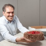 Cobertura de gelatina de morango: bem brilhante