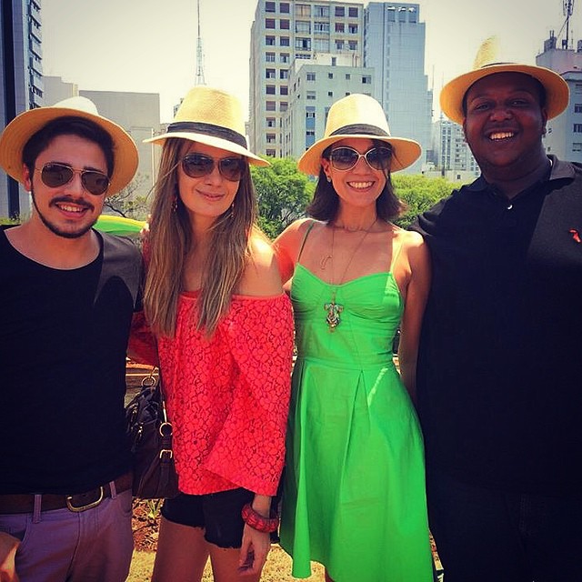 A turma do panam&aacute;: Martin, Cecilia, Isabella e Estefano