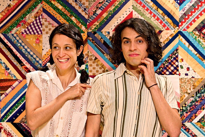 Os atores Vivian Bertocco e Thiago França: texto esperto