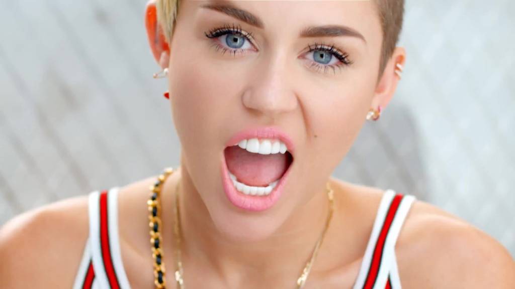 15 momentos inacreditáveis de Miley Cyrus no Instagram