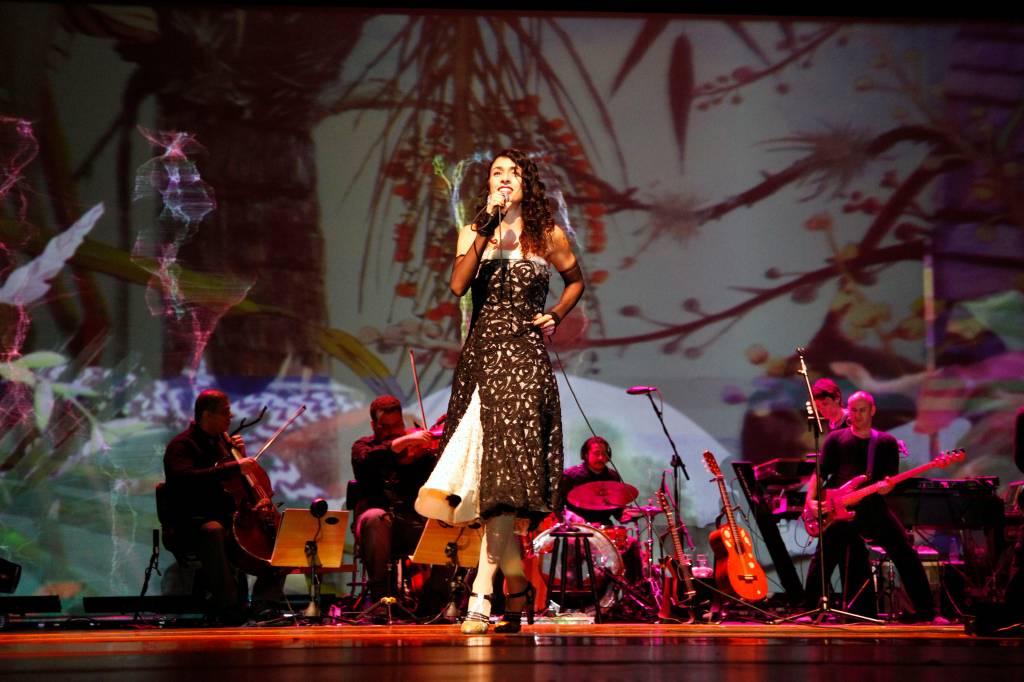 Marisa Monte e um “universo ao meu redor”