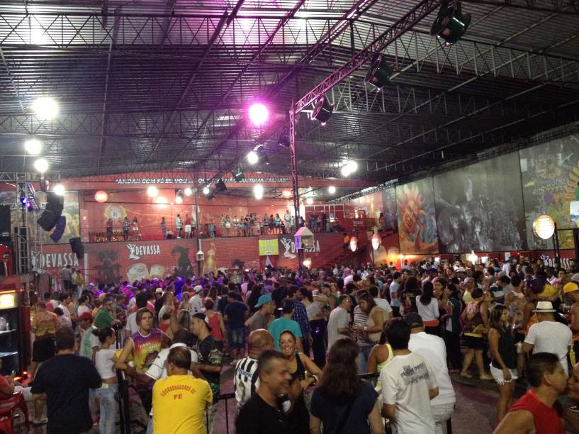 Ensaio da escola de samba Mocidade Alegre Ensaio da escola de samba Mocidade Alegre