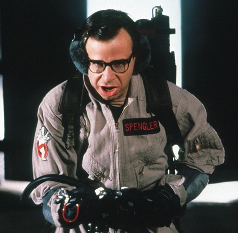 Por onde anda e por que Rick Moranis não voltou no remake de ‘Caça-Fantasmas’?