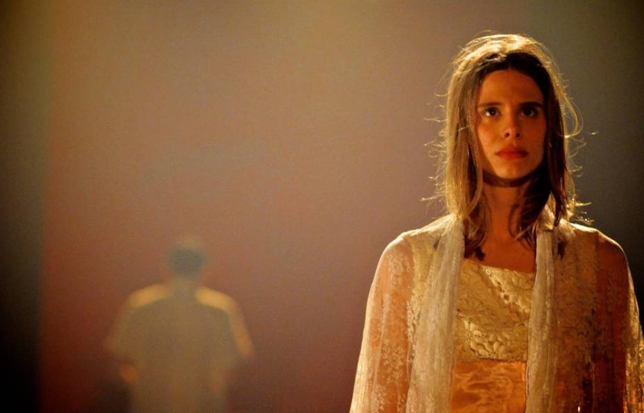 Peça Mormaço narra em três quadros as histórias de jovens ameaçados pelo isolamento Peça Mormaço narra em três quadros as histórias de jovens ameaçados pelo isolamento