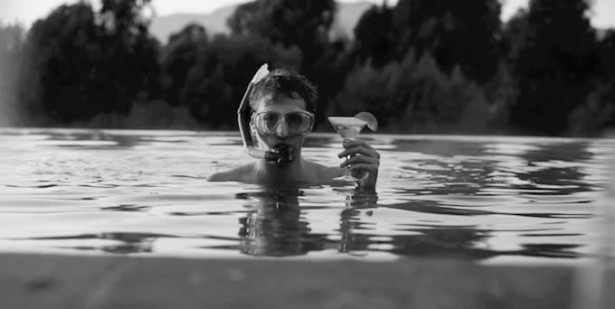 Novo filme do diretor de Os Vingadores estreia em 9 de agosto