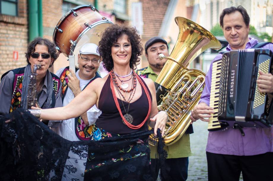 Betty Gervitz e a banda Mutrib