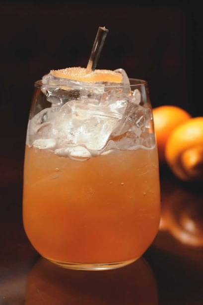 O drinque penicilline do MyNY Bar: interessante combinação de uísque, mel e gengibre O drinque penicilline do MyNY Bar: interessante combinação de uísque, mel e gengibre