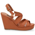 Plataforma caramelo: de R$ 149,90 por R$ 74,95