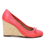 Anabela com textura: de R$ 149,90 por R$ 74,95