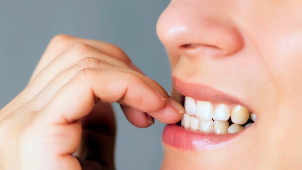 nails biting