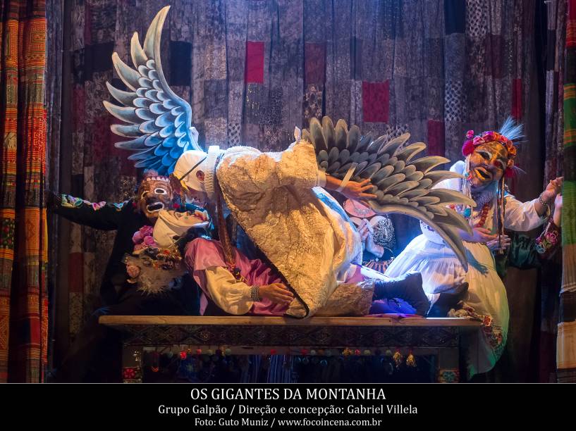 O Grupo Galpão apresenta o inédito Os Gigantes da Montanha 