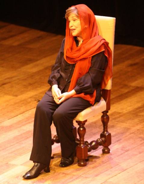 A atriz Nathalia Timberg estrela Paixão A atriz Nathalia Timberg estrela Paixão