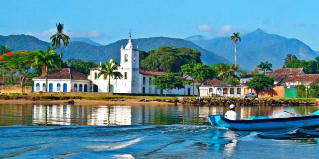 Avião que decolou de São Paulo cai em Paraty